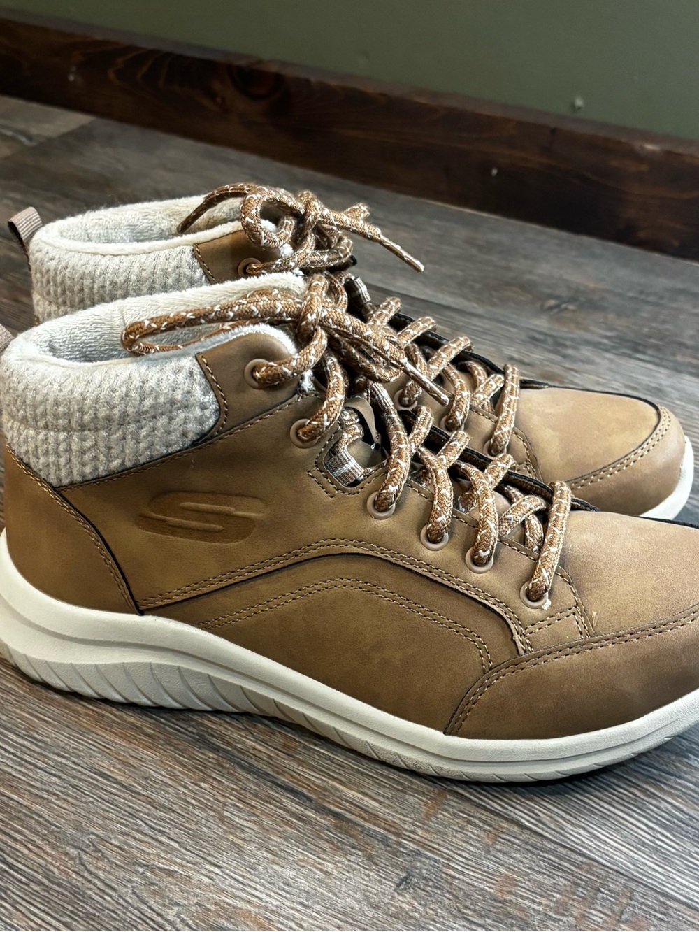 Skechers Tan Lace-Up Women's Ankle Boot with Knit Collar